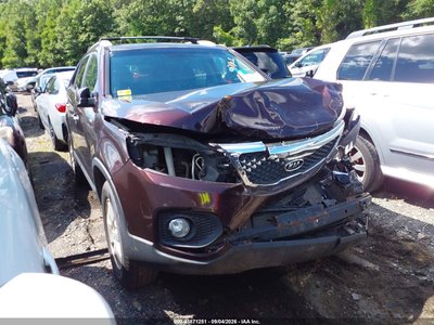 5XYKT3A19BG****** 2011 Kia Sorento