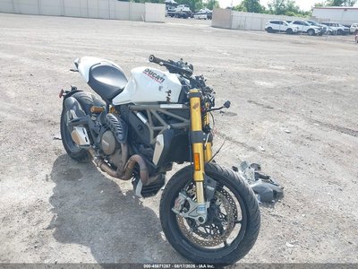 2014 Ducati Monster