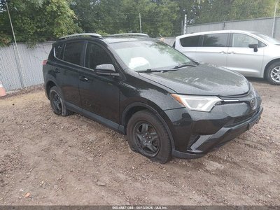 2T3BFREV1JW****** 2018 Toyota RAV4