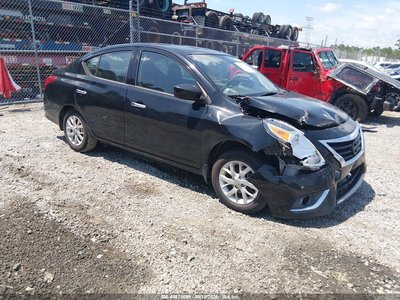 2017 Nissan Versa