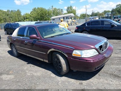 1LNHM82V27Y****** 2007 Lincoln Town Car