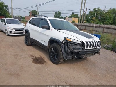 1C4PJMBX1JD****** 2018 Jeep Cherokee