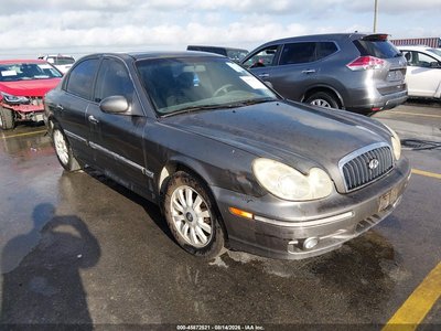 KMHWF35H62A****** 2002 Hyundai Sonata