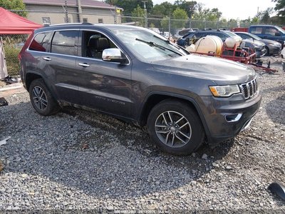 1C4RJFBG2HC****** 2017 Jeep Grand Cherokee