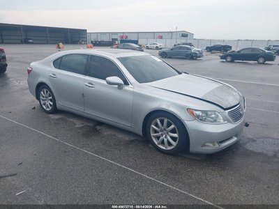 JTHGL46F575****** 2007 Lexus LS 460