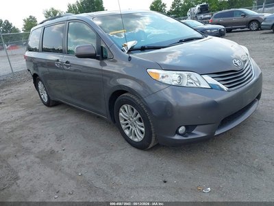 2014 Toyota Sienna