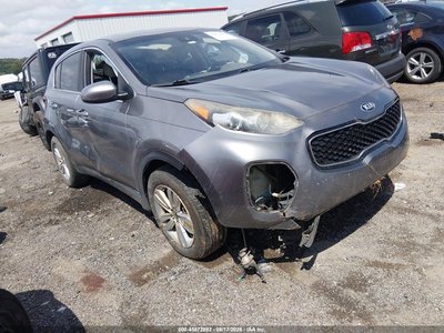 KNDPMCAC3H7****** 2017 Kia Sportage