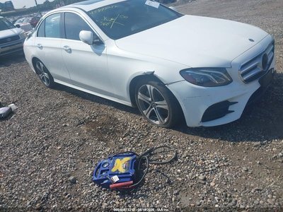 WDDZF4JB7JA****** 2018 Mercedes-Benz E-Class