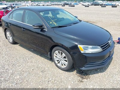3VWD67AJ5GM****** 2016 Volkswagen Jetta