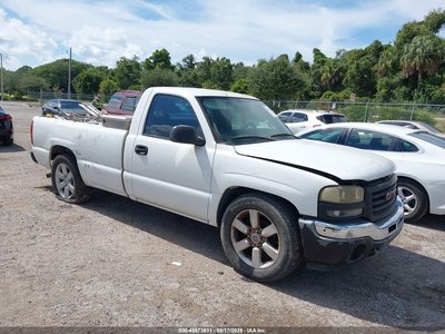1GTEC14V55Z****** 2005 GMC Sierra 1500