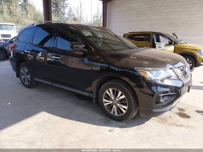 5N1DR2MM2JC****** 2018 Nissan Pathfinder