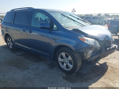 5TDKK3DC9FS****** 2015 Toyota Sienna