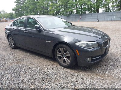 WBAXH5C55DD****** 2013 BMW 528i