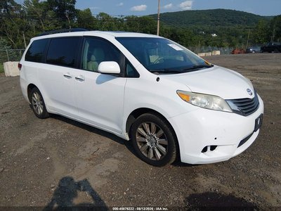 2014 Toyota Sienna
