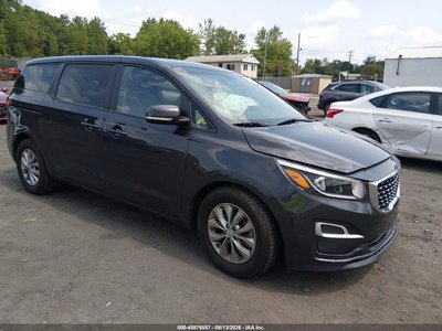 KNDMB5C11K6****** 2019 Kia Sedona