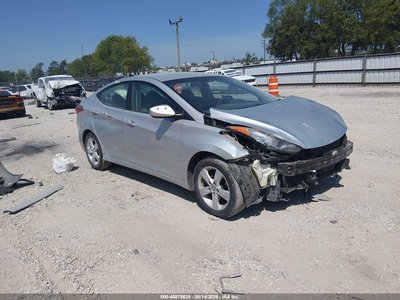KMHDH4AE5CU****** 2012 Hyundai Elantra