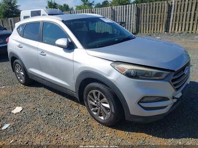 KM8J33A42GU****** 2016 Hyundai Tucson