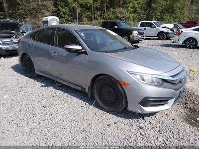2HGFC2F51JH****** 2018 Honda Civic