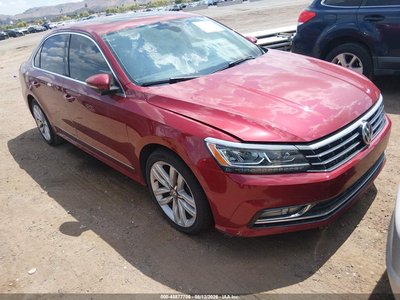 1VWCT7A30HC****** 2017 Volkswagen Passat