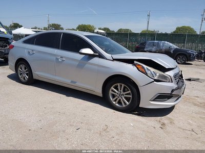 5NPE24AF4HH****** 2017 Hyundai Sonata