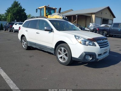 4S4BRBPC5E3****** 2014 Subaru Outback