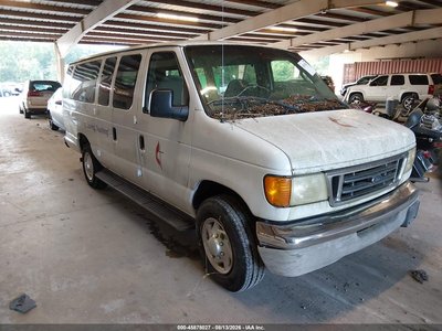 1FBSS31L03H****** 2003 Ford E-350