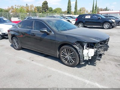 2022 Lexus ES