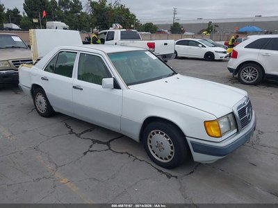 WDBEA28E8PB****** 1993 Mercedes-Benz 300 Series