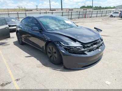 5YJ3E1EA2RF****** 2024 Tesla Model 3