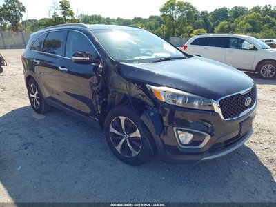 5XYPHDA57GG****** 2016 Kia Sorento