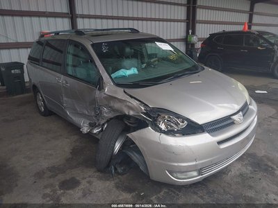 2004 Toyota Sienna