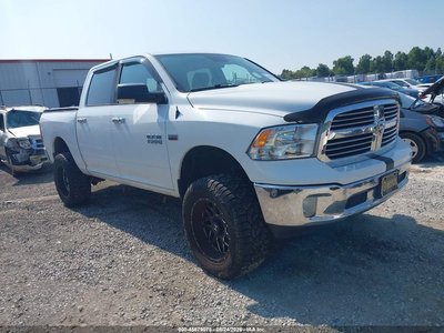 1C6RR7LT1GS****** 2016 RAM 1500