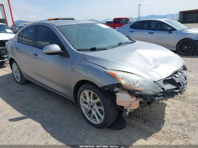 JM1BL1W67C1****** 2012 Mazda 3