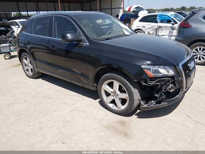 WA1LKAFP9AA****** 2010 Audi Q5
