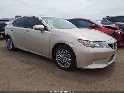 JTHBK1GG7F2****** 2015 Lexus ES