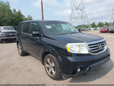 5FNYF4H70EB****** 2014 Honda Pilot