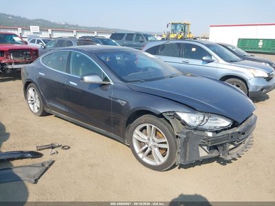5YJSA1E21FF****** 2015 Tesla Model S