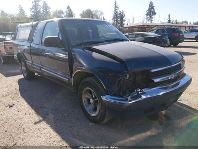 1GCCS19X3X8****** 1999 Chevrolet S-10