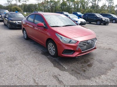 3KPC24A38JE****** 2018 Hyundai Accent