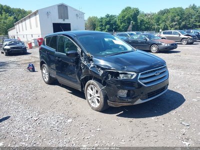 1FMCU9G95HU****** 2017 Ford Escape
