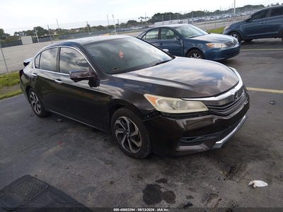 1HGCR2F72HA****** 2017 Honda Accord