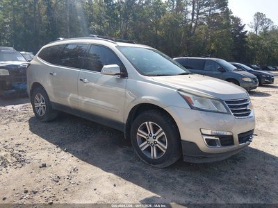 1GNKRHKD9HJ****** 2017 Chevrolet Traverse