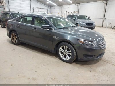 2015 Ford Taurus