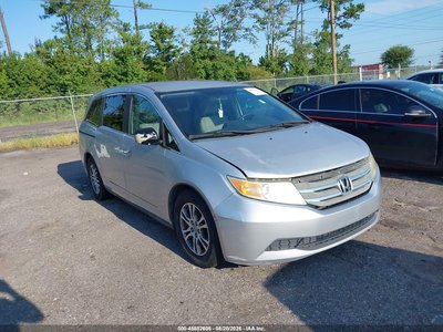 5FNRL5H45DB****** 2013 Honda Odyssey