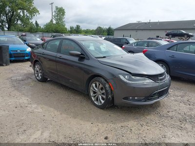 1C3CCCDG2FN****** 2015 Chrysler 200