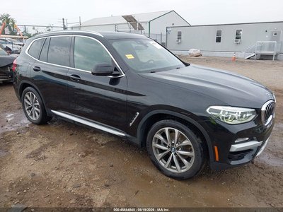 5UXTR9C5XJL****** 2018 BMW X3