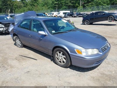 2000 Toyota Camry