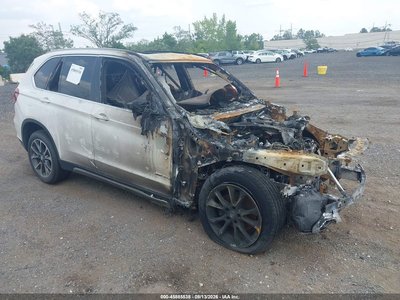 5UXKS4C52J0****** 2018 BMW X5