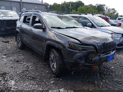 1C4PJMBX0MD****** 2021 Jeep Cherokee