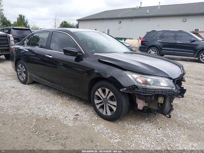 1HGCR2F34FA****** 2015 Honda Accord
